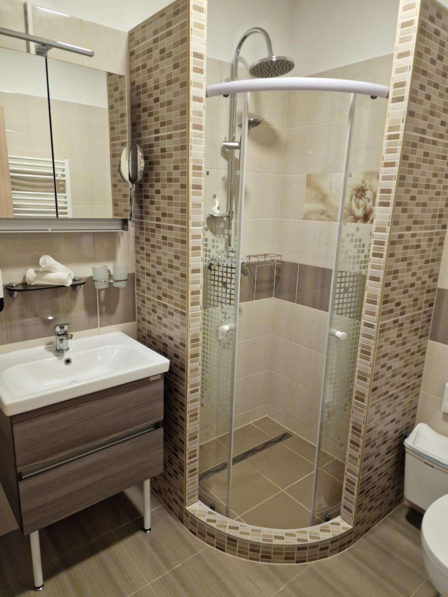 Holiday Apartmanhaz Gyula Extérieur photo