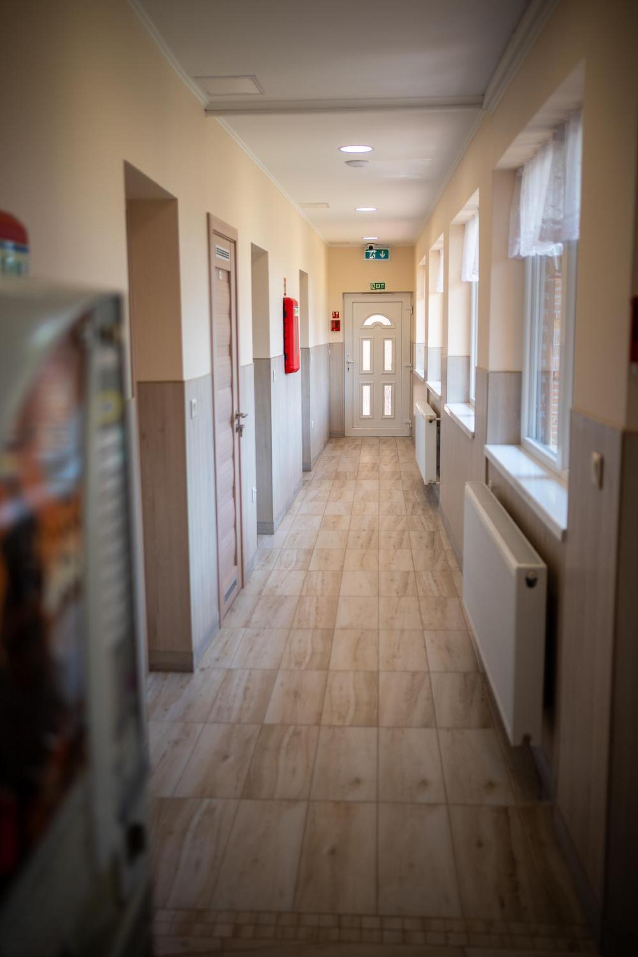 Holiday Apartmanhaz Gyula Extérieur photo