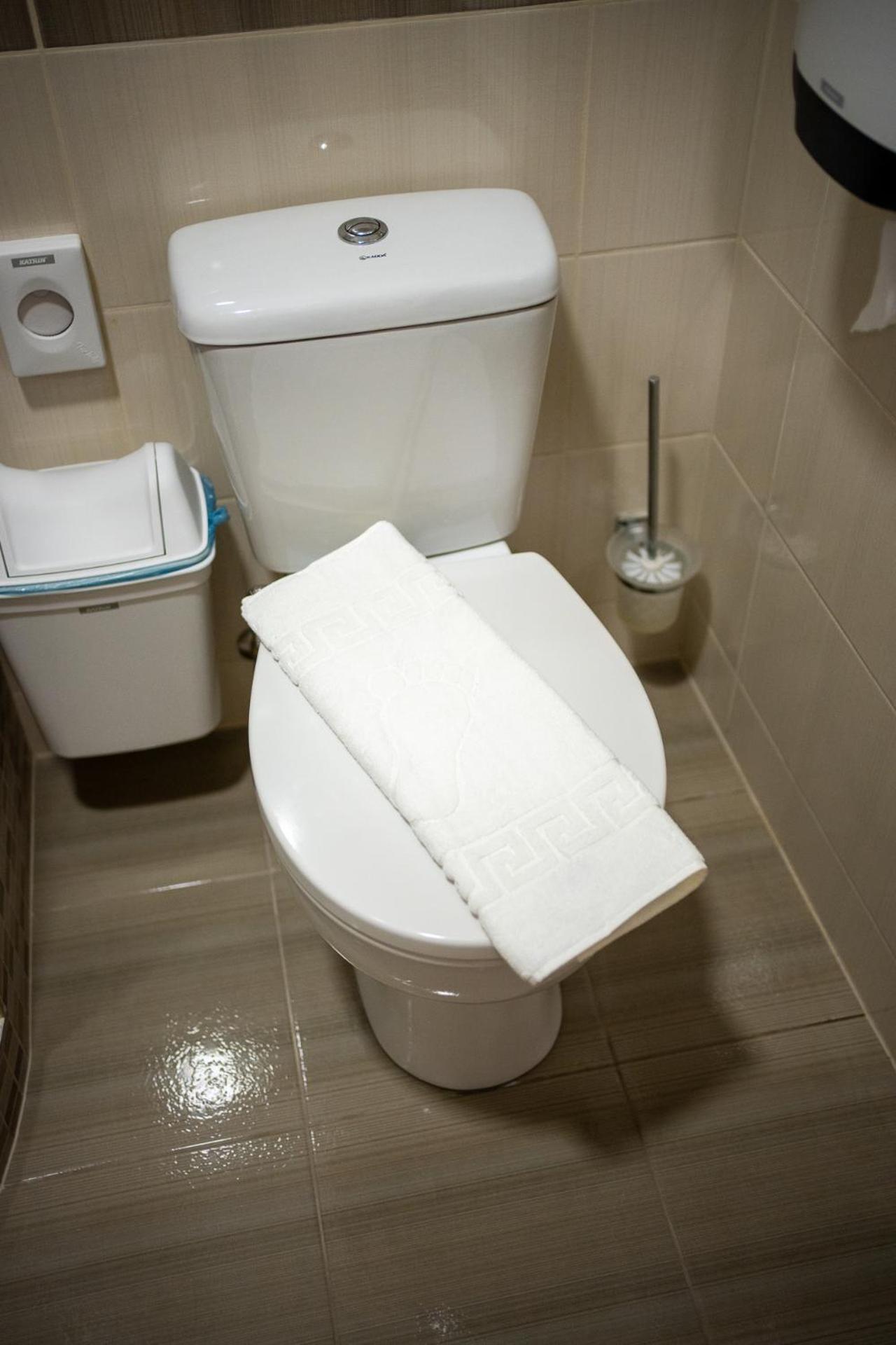 Holiday Apartmanhaz Gyula Extérieur photo